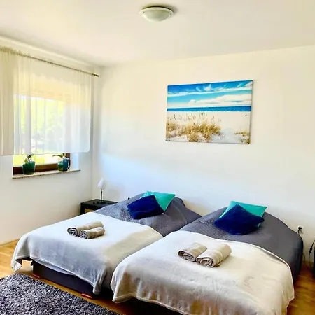 Spacious Modern Flat In Dabrowa, Cleaning Included Apartment