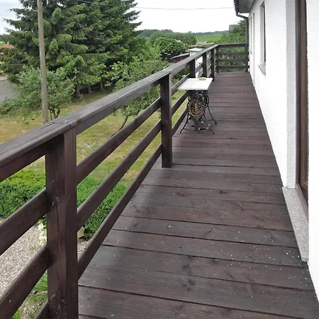 Apartment Spacious Modern Flat In Dabrowa, Cleaning Included