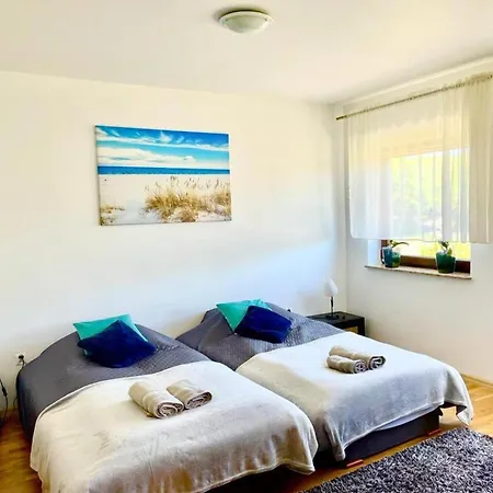 Apartment In Dabrowa Near The Sea, Cleaning Included Gostyn (Kamien)